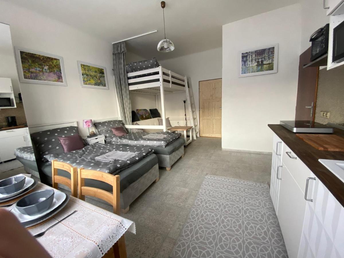 Artep Apartment Пльзень Экстерьер фото